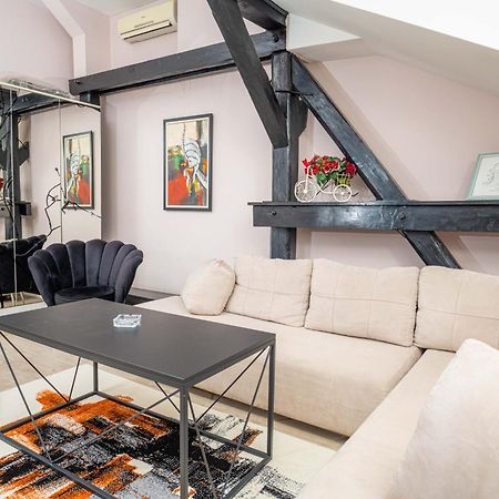He-Ra Apartments With Free Parking Скопье Экстерьер фото