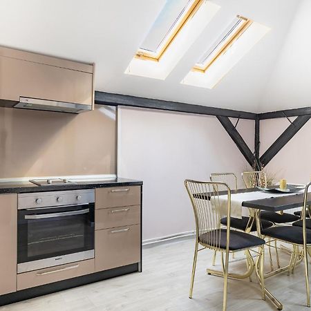 He-Ra Apartments With Free Parking Скопье Экстерьер фото