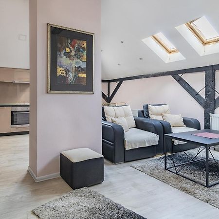 He-Ra Apartments With Free Parking Скопье Экстерьер фото