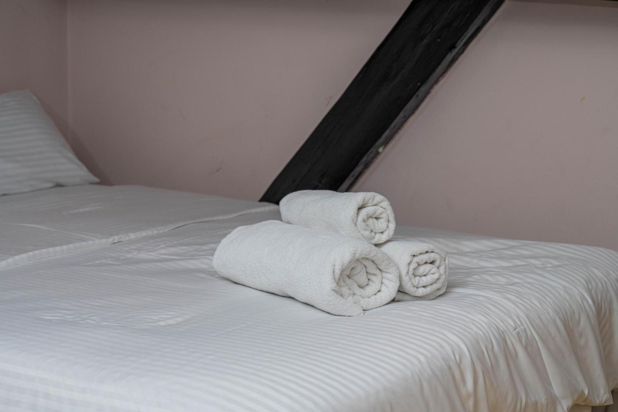 He-Ra Apartments With Free Parking Скопье Номер фото