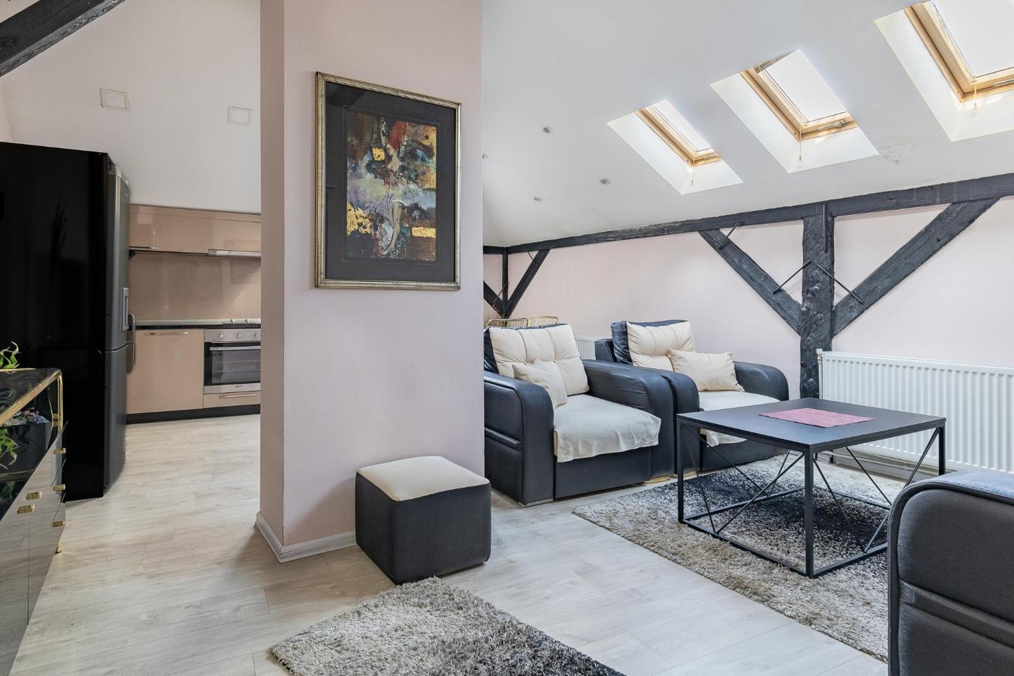 He-Ra Apartments With Free Parking Скопье Экстерьер фото